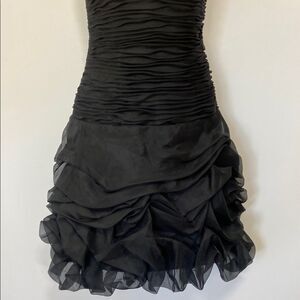 Lian Carlo Saks 5th Ave Black Ruffle Cocktail Dress Sz 8